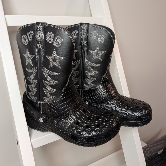 Limited Edition Crocs Cowboy Boots 2023 Rare M5/W7 Western - Picture 2 of 9